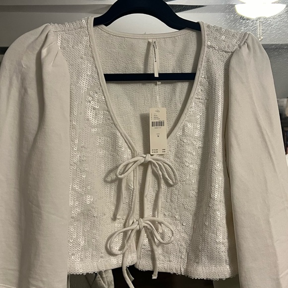White Tie-Front Blouse - Picture 2 of 5